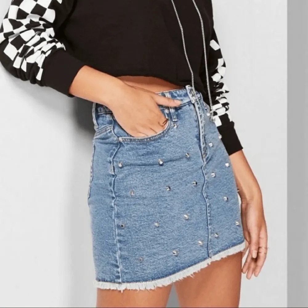 Wild Fable Women’s Mini Denim Skirt Studded size 18